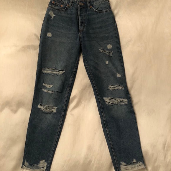 NWOT Slim high waisted mom jean - Picture 4 of 8